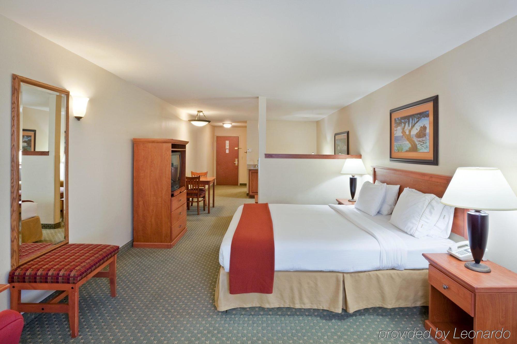 Triple Play Resort Hotel & Suites Hayden Room photo