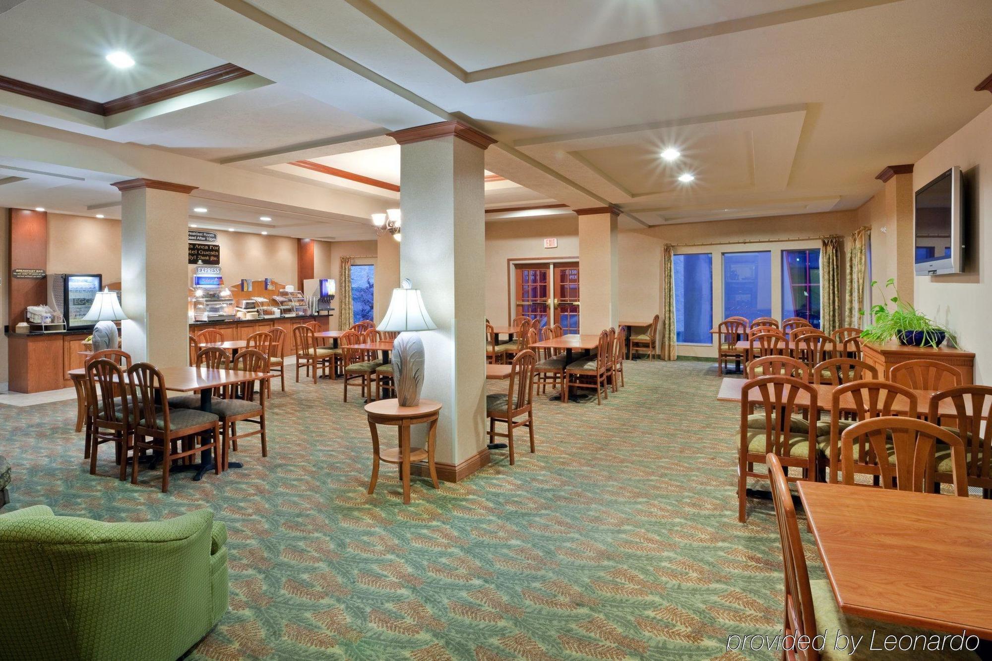 Triple Play Resort Hotel & Suites Hayden Restaurant photo