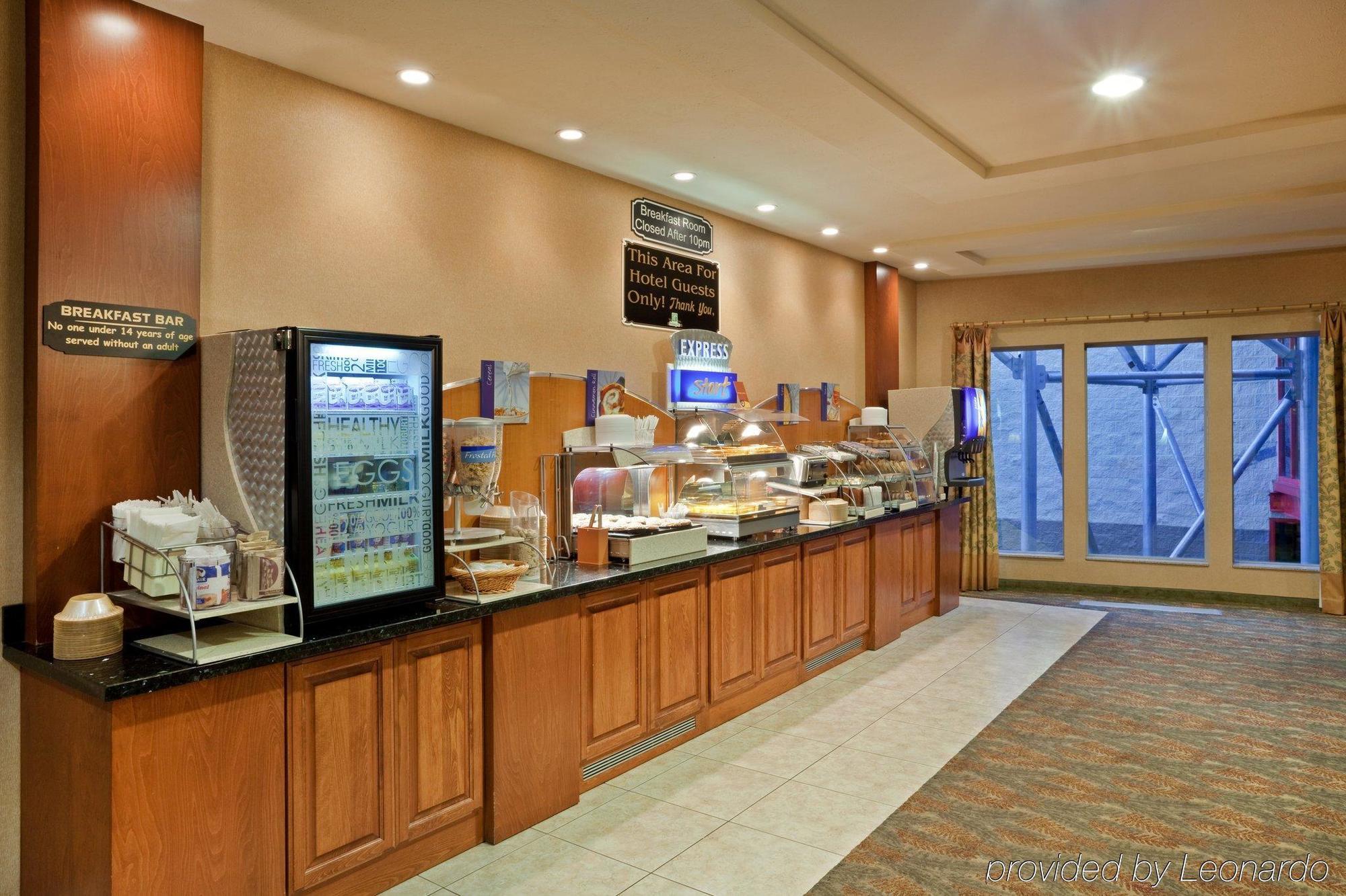 Triple Play Resort Hotel & Suites Hayden Exterior photo